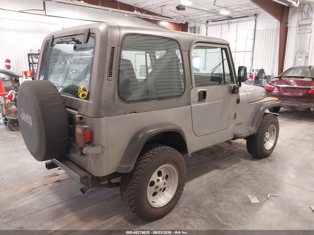 Jeep Wrangler S