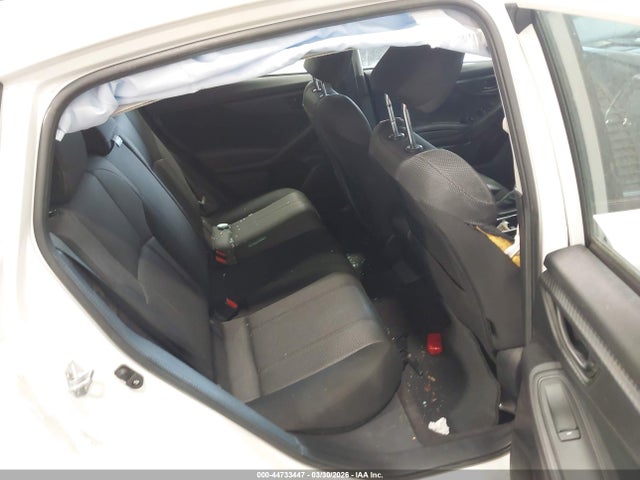 Subaru Impreza Premium 5-door