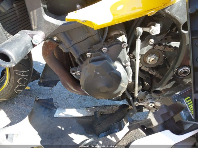 Yamaha Yzfr6 L
