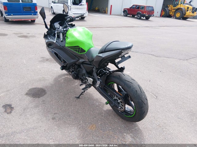 Kawasaki Ex650 P