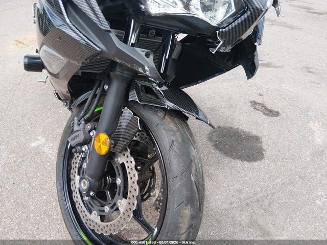 Kawasaki Ex650 P