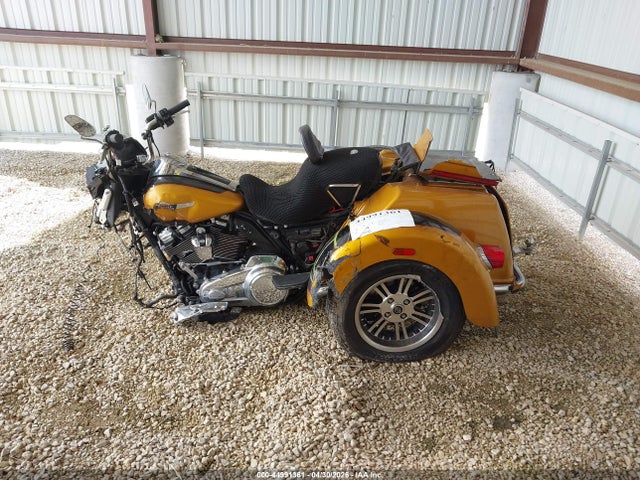 Harley-Davidson Flhtcutg