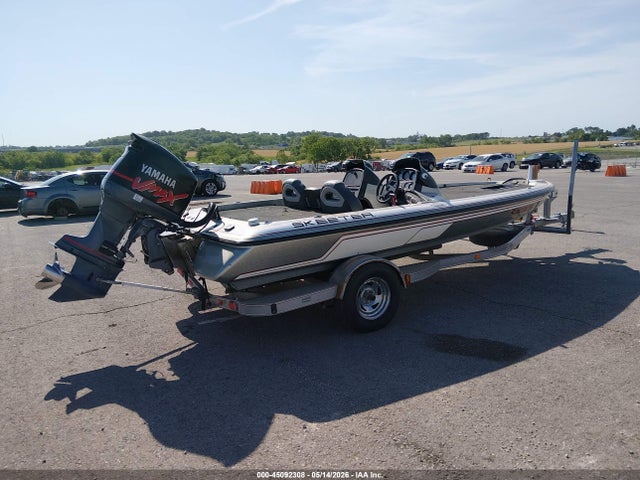 Skeeter 18