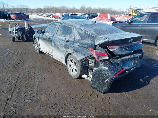 Hyundai ELANTRA Sel