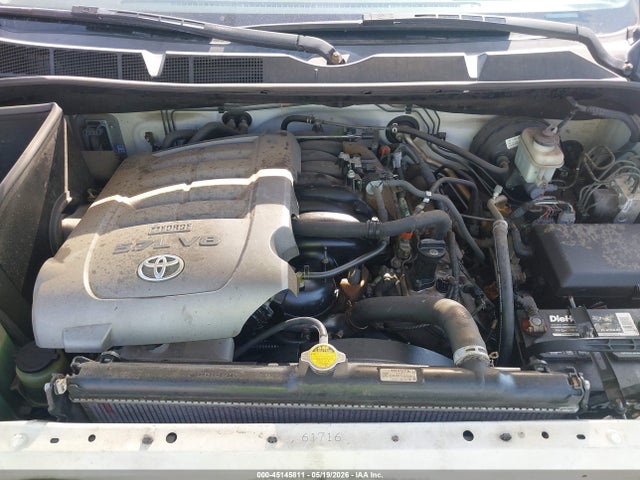 Toyota Tundra Sr5 5.7l V8