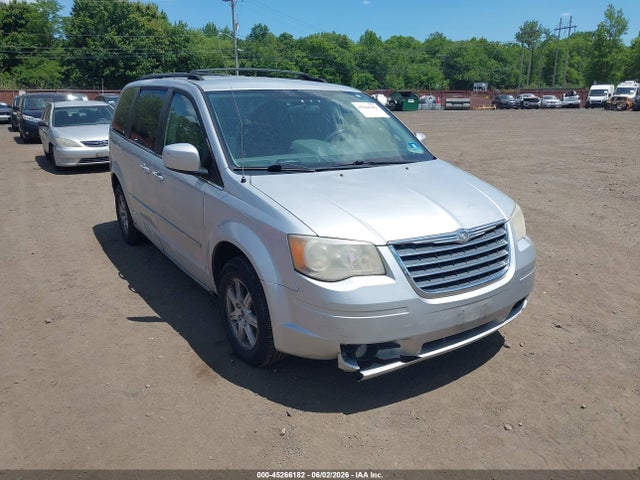 Chrysler Town & Country Touring