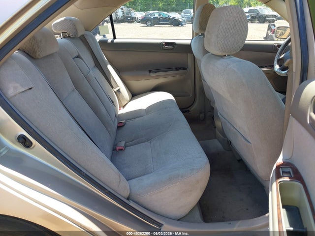 Toyota Camry Le