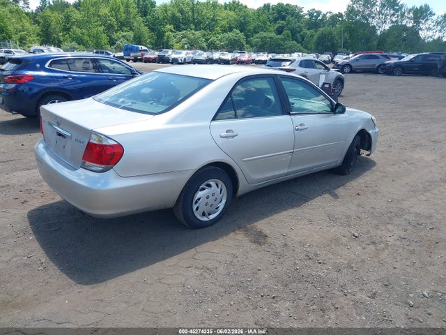 Toyota Camry Std