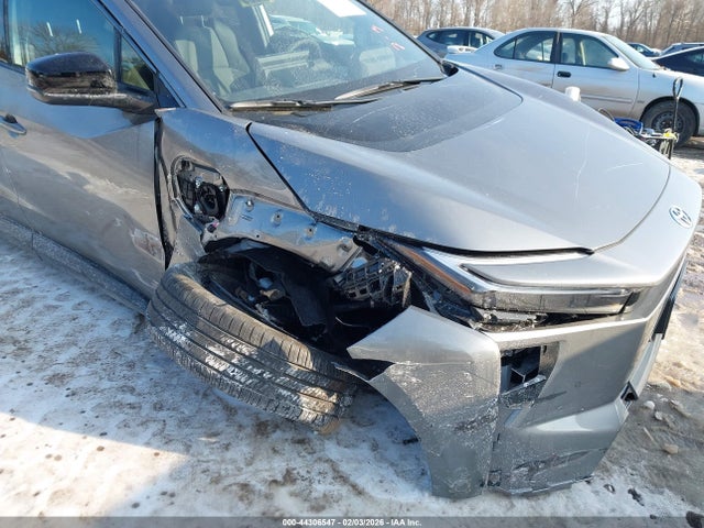 Toyota Bz Xle Plus
