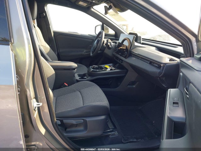 Toyota Bz Xle Plus