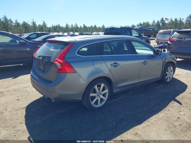 Volvo V60 T5 Premier