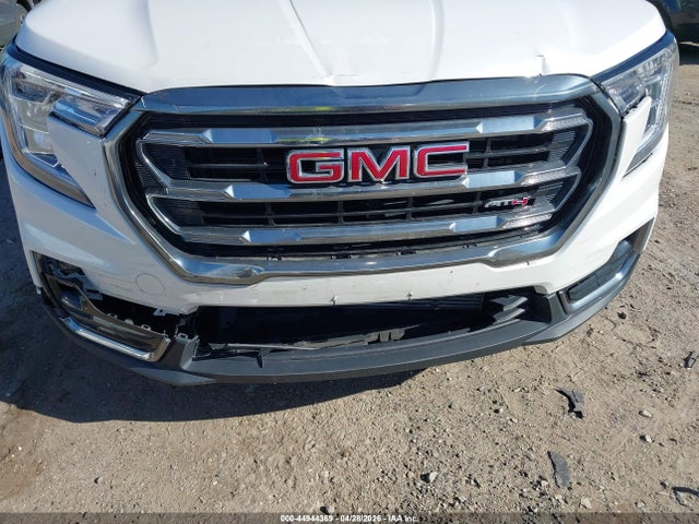 GMC Terrain Awd At4