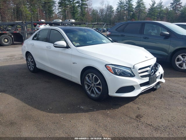 Salvage Mercedes-Benz C-Class Image