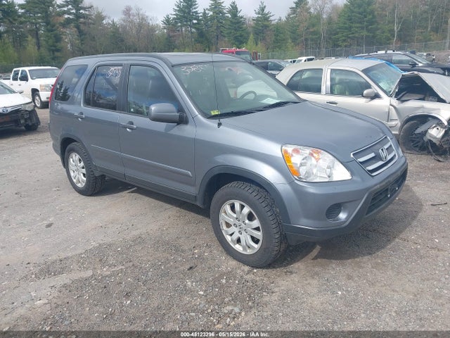 Salvage Honda CR-V Image