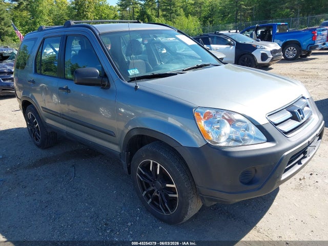 Salvage Honda CR-V Image