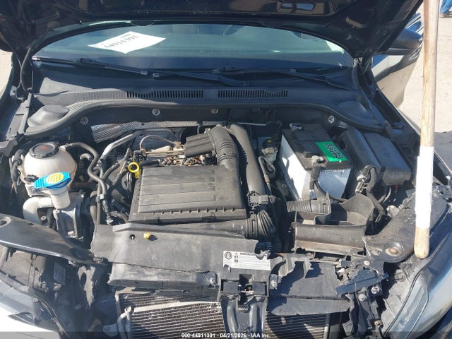 Volkswagen Jetta 1.4t S
