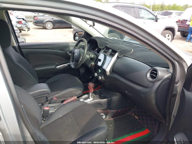 Nissan Versa 1.6 Sv