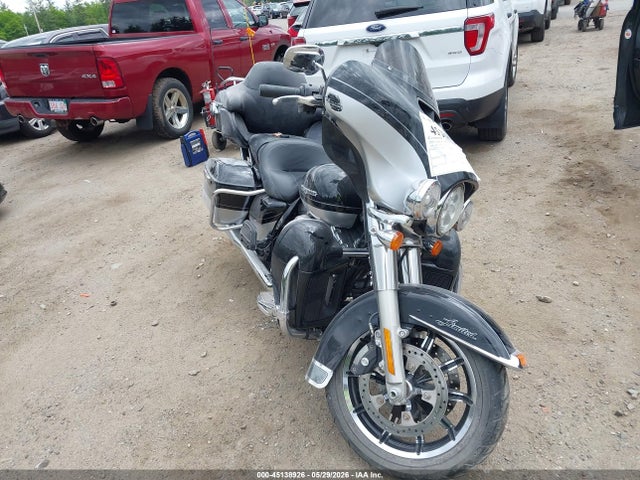 Salvage Harley-Davidson Flhtk Image