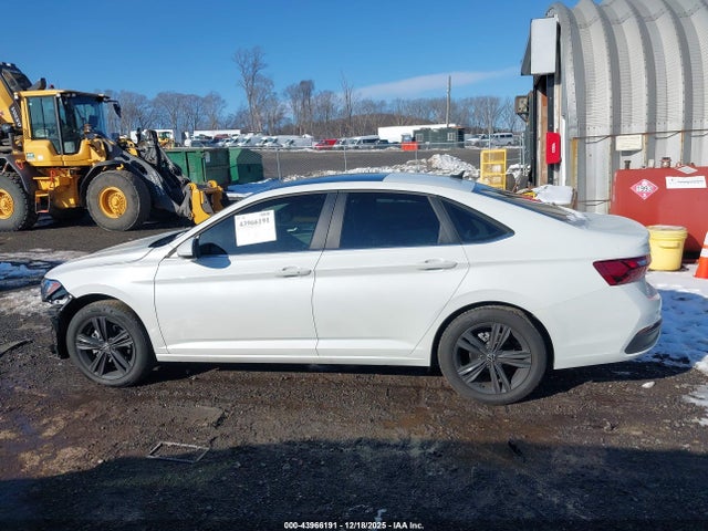 Volkswagen Jetta 1.5t Se