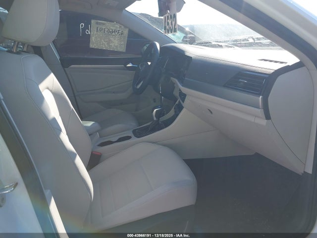 Volkswagen Jetta 1.5t Se