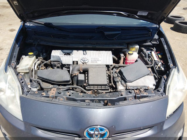 Toyota Prius Three