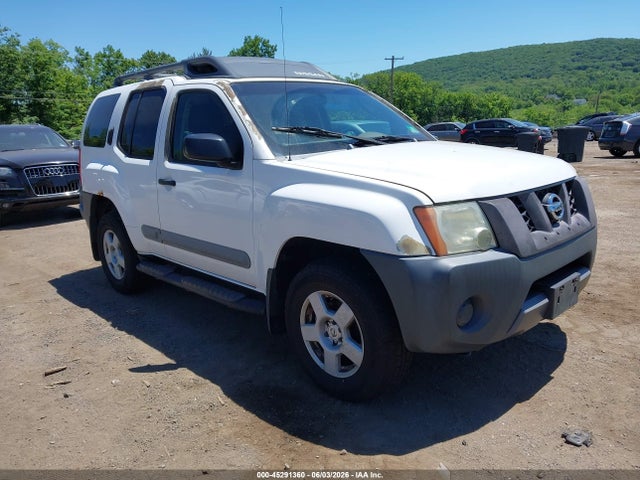 Salvage Nissan Xterra Image