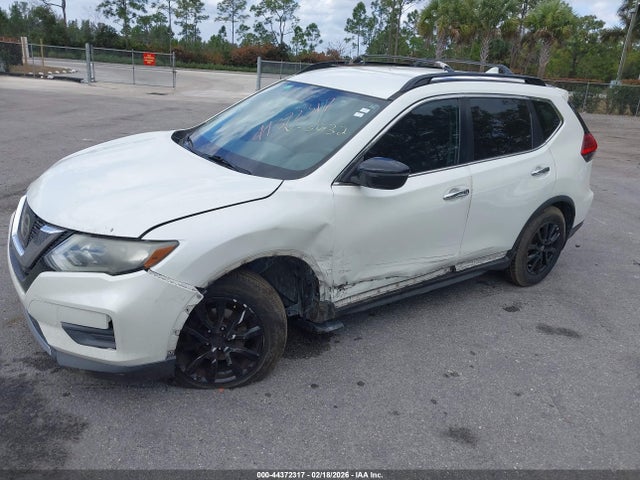 Nissan Rogue Sv