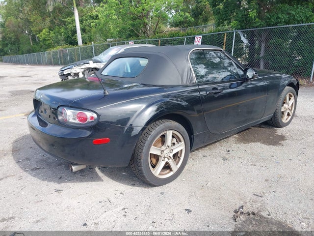 Mazda MX-5 Miata Sport