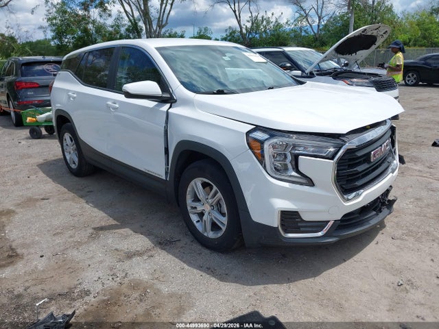 Salvage GMC Terrain Image