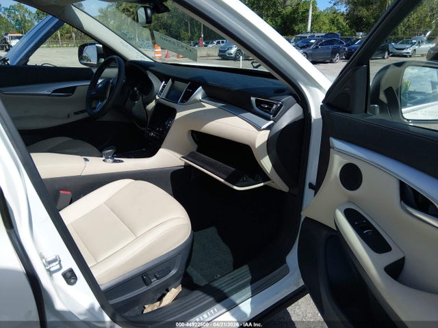 INFINITI Qx Luxe