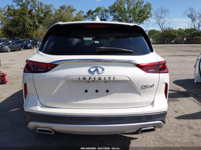 INFINITI Qx Luxe