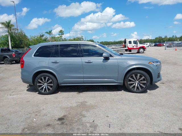 Volvo XC90 B5 Core