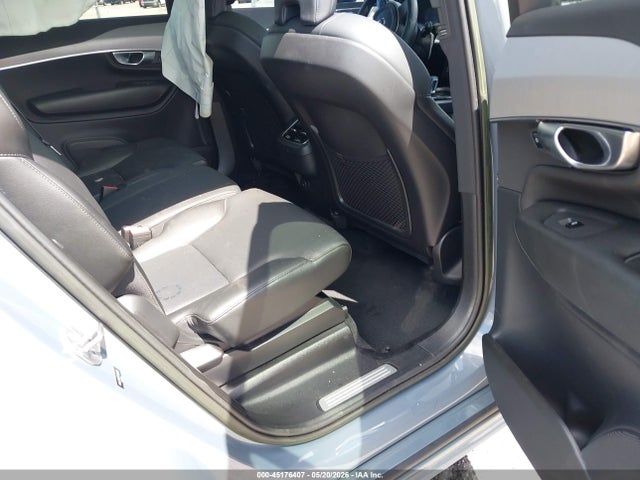 Volvo XC90 B5 Core