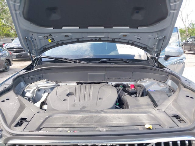 Volvo XC90 B5 Core