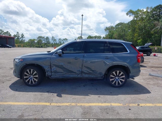 Volvo XC90 B5 Core