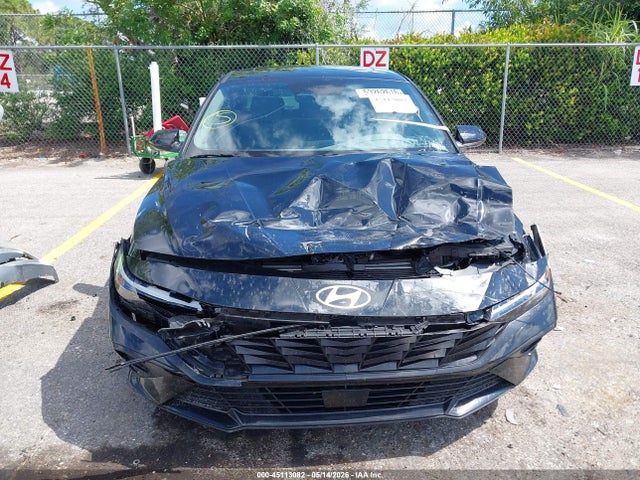 Hyundai ELANTRA Sel
