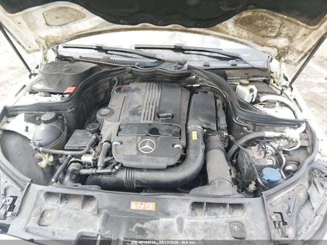 Mercedes-Benz C-Class Luxury