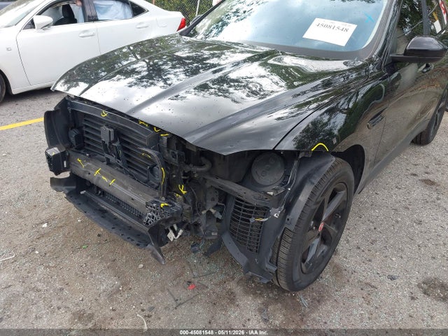 Jaguar F-PACE 25t Premium