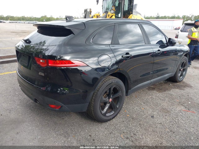 Jaguar F-PACE 25t Premium