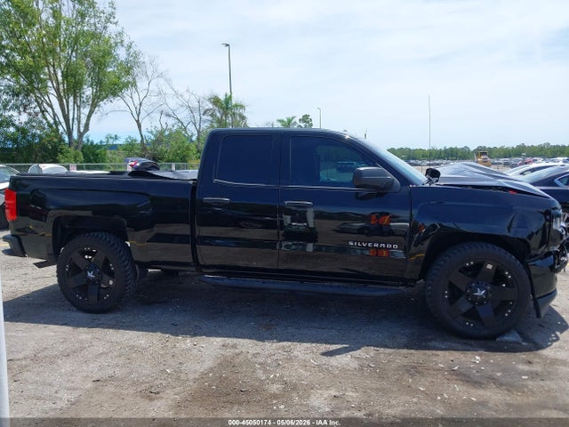 Chevrolet Silverado 1500 Custom