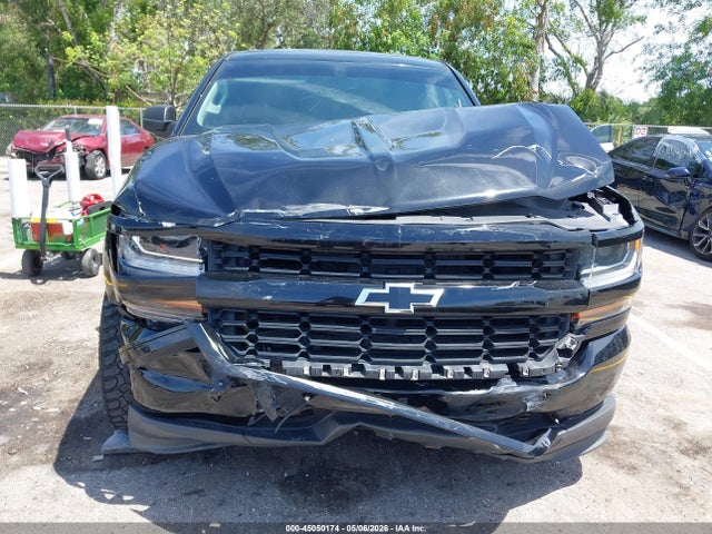 Chevrolet Silverado 1500 Custom
