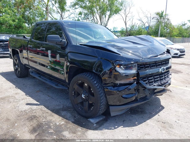 Salvage Chevrolet Silverado 1500 Image