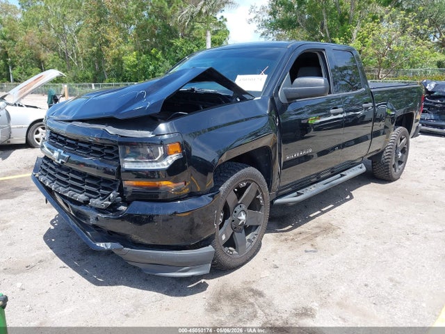 Chevrolet Silverado 1500 Custom