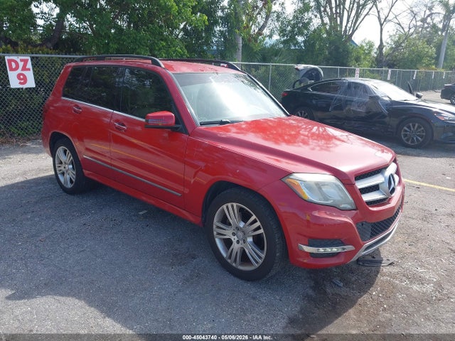 Salvage Mercedes-Benz GLK Image
