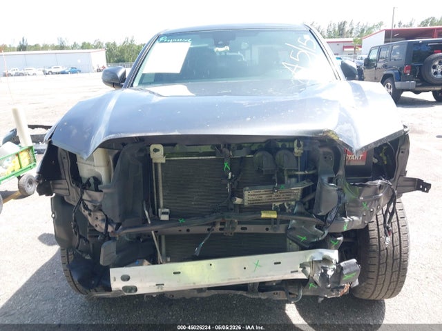 Toyota Tacoma Sr5 V6