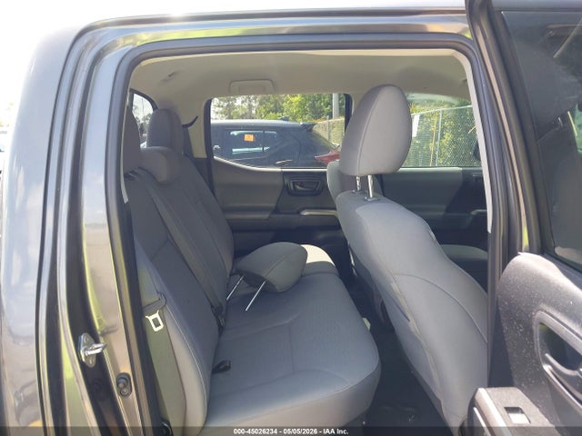 Toyota Tacoma Sr5 V6