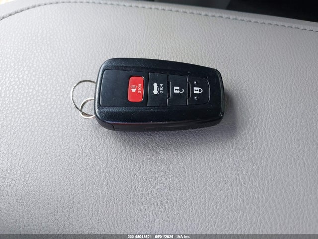 Toyota Camry Xle