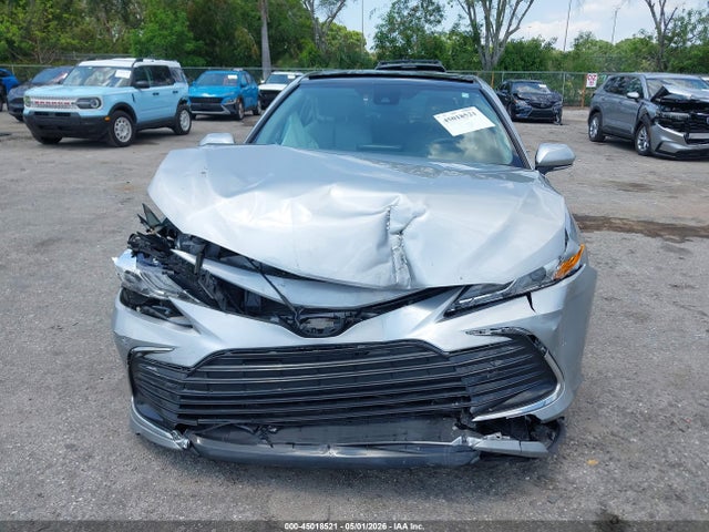Toyota Camry Xle