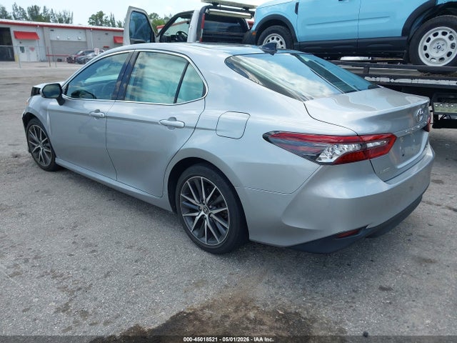 Toyota Camry Xle