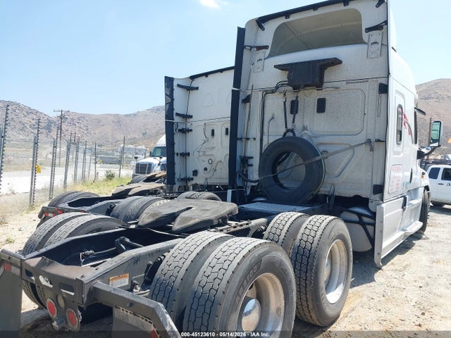Freightliner Cascadia 125
